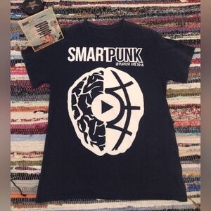 2016 Smart Punk Graphic Tee + CD